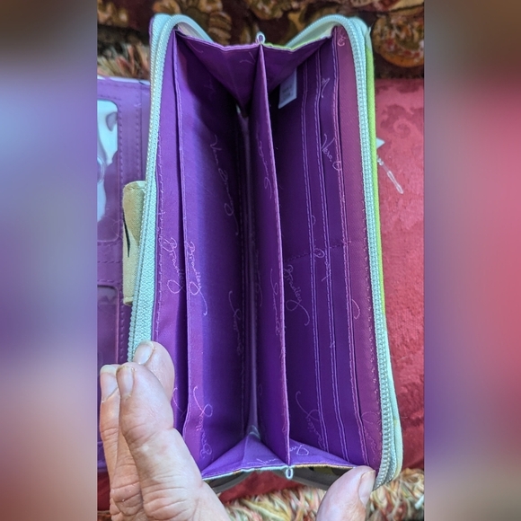 Vera Bradley Portobello Road Turn lock Wallet - Picture 7 of 14